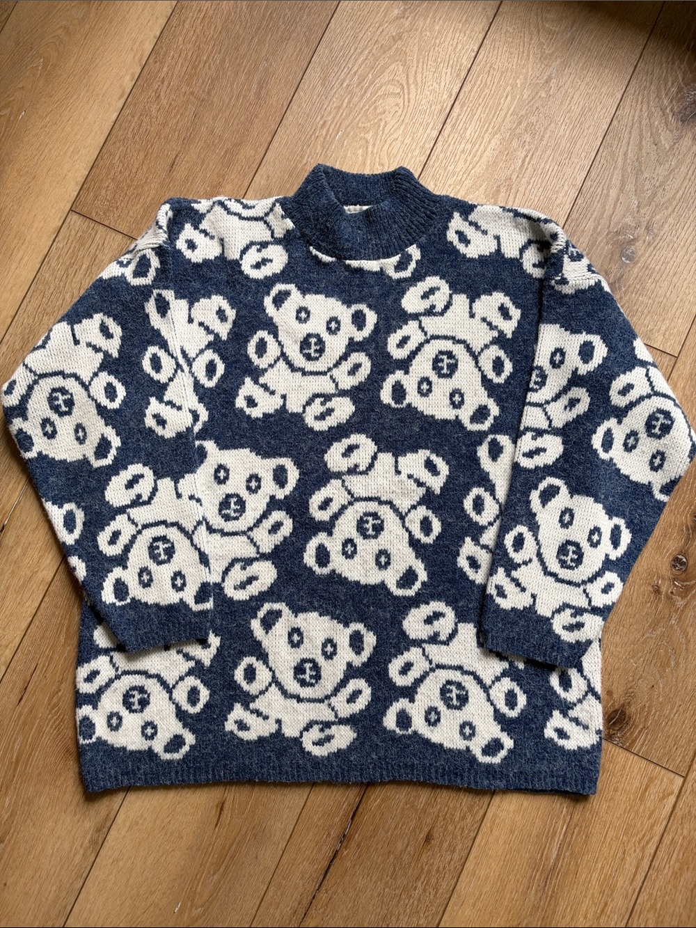 Vintage Needles And Yarn Blue White Sweater Womens Size Large Funky Bear